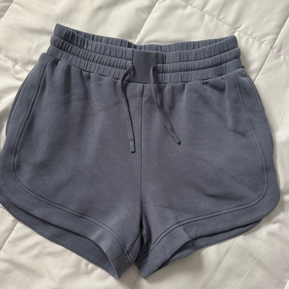 Varley Set - Picture 11 of 15